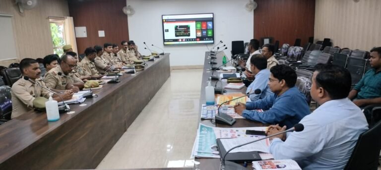 police-line-chandauli-tobacco-ban-awareness-seminar