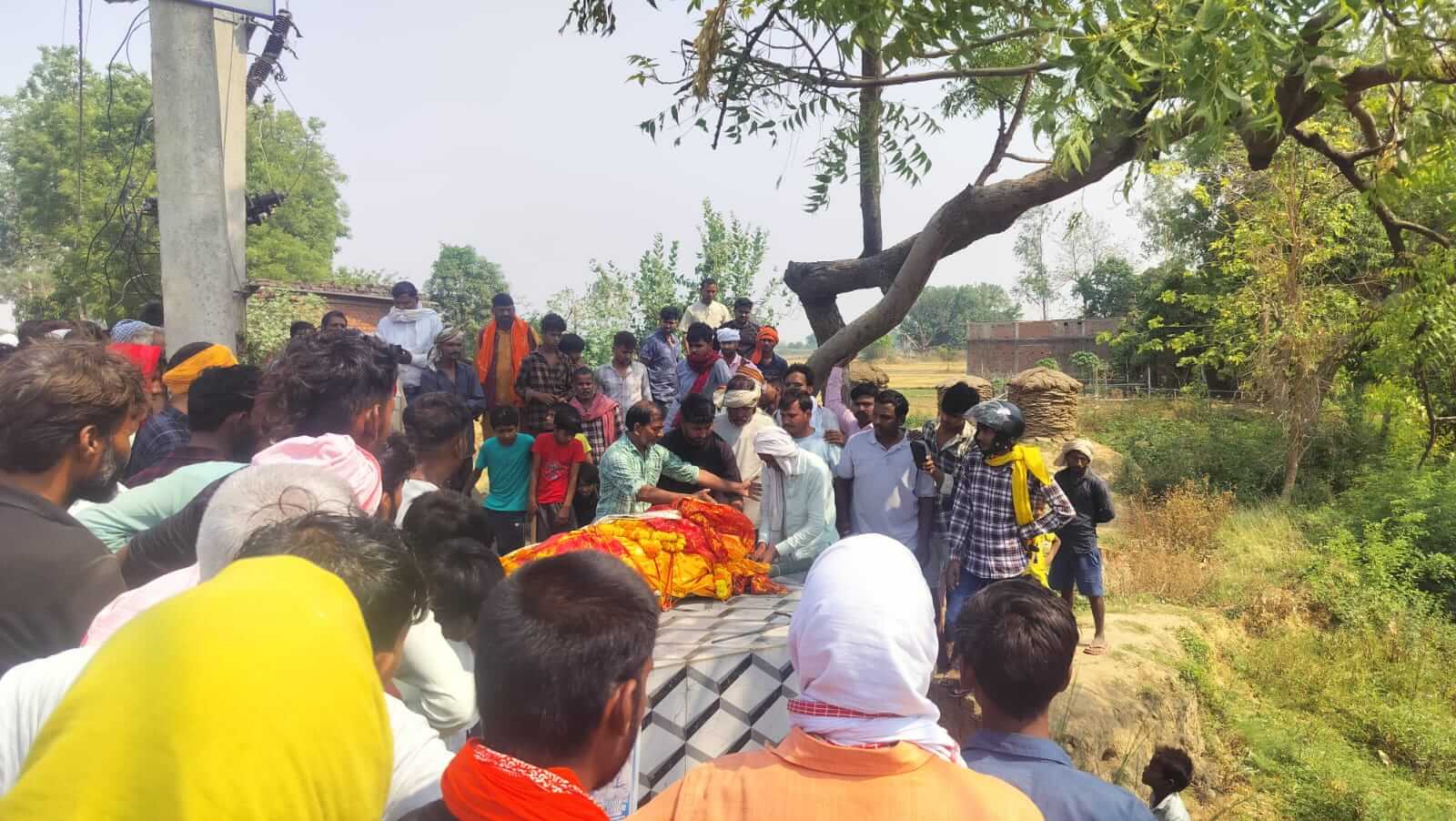 मजदूर दिवस पर मौत