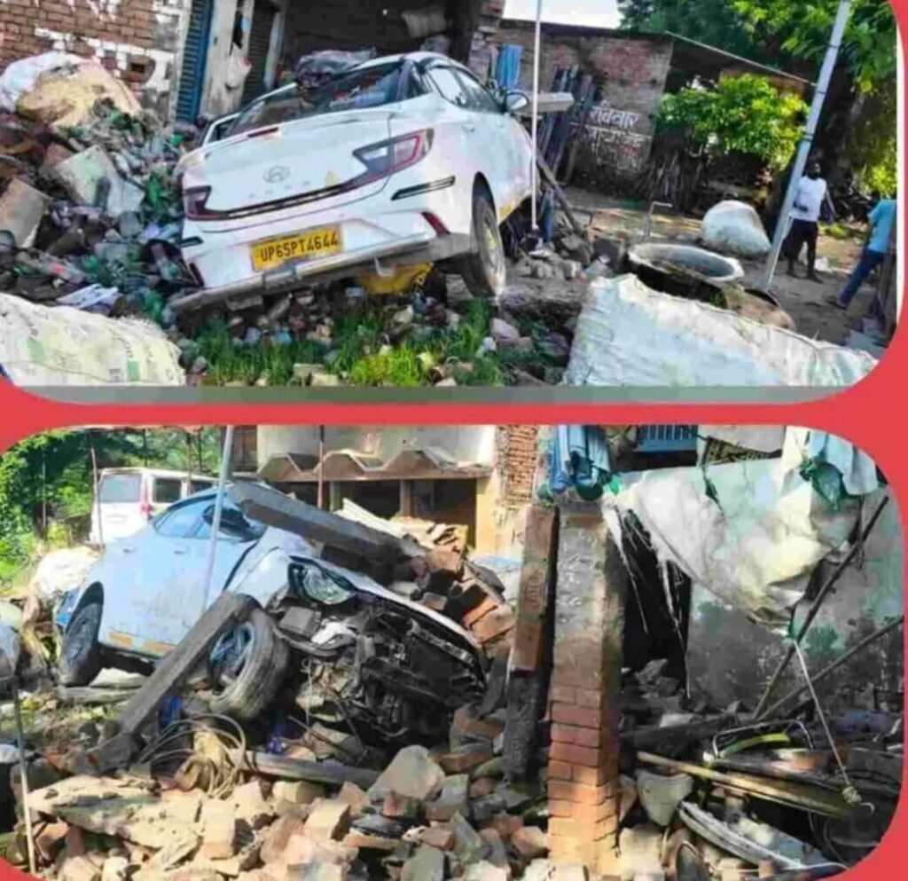 Chandauli Car Accident