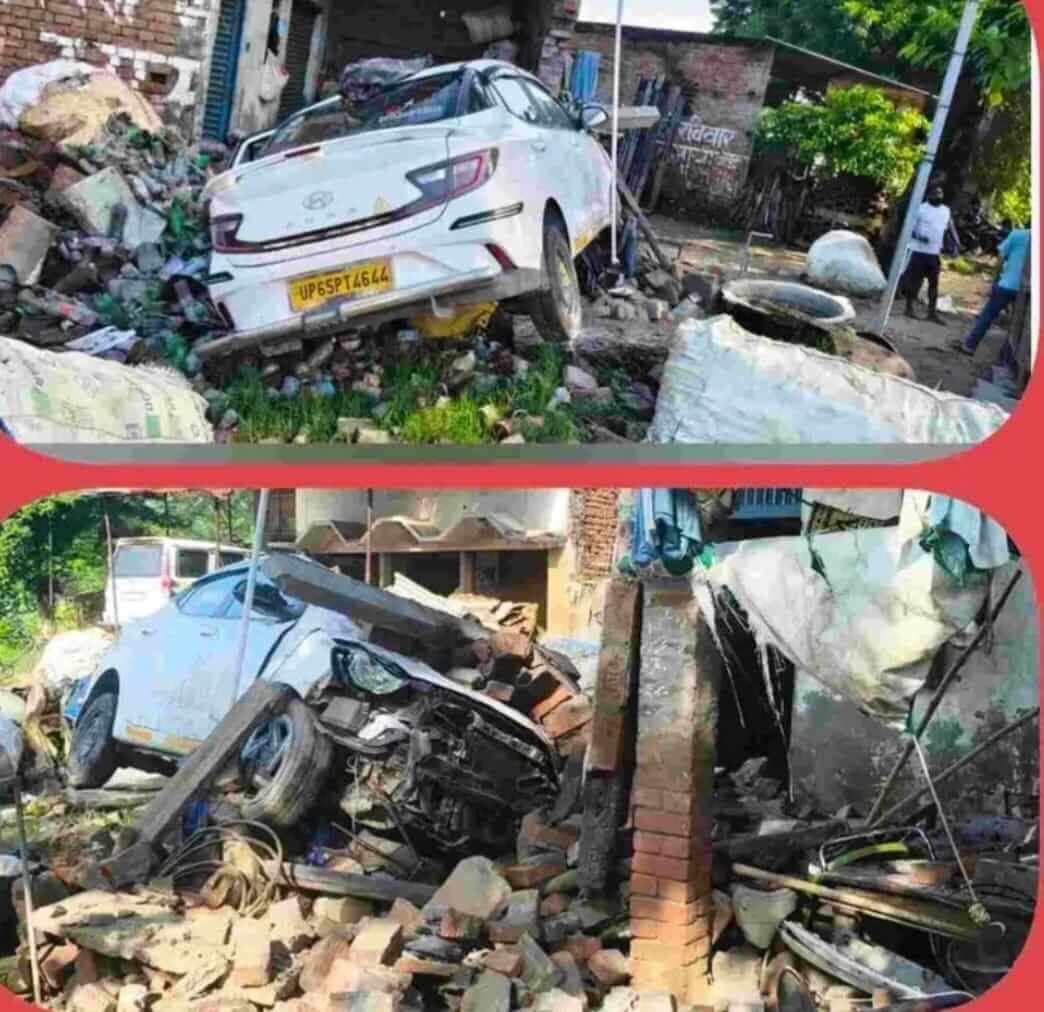 Chandauli Car Accident